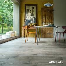 Ayni Anda Rafine Ve Cagdas Olabilen Zemin Dosemeler Tasarim Dosemeler Raf