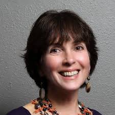 Ruth Chase's Instagram, Twitter & Facebook