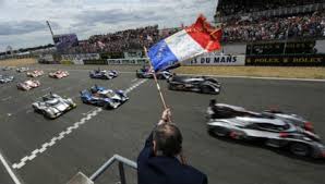 Nascar races have multiple flags involved, and if you're a new fan of nascar races, it can be difficult to know what each flag refers to. Grand Am Founder Jim France To Wave Starting Flag At 24 Hours Of Le Mans Sportscar Racing News