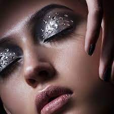 The regeneration beauty shot by you & oil is a topical skin care remedy that erases wrinkles using natural ingredients. Repost Claremacmua Drops Of Silver Model Sshion F Shot By Beauty Photographer Charlie Octavia Photo Makeup By Me Mehronmetallic Silvermakeup Met