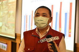 士林長照機構涉隱匿 47人確診2死 18:49 印度神童新預言「這4國」慎防新疫情 18:48 8男女包圍情侶 群聚討債逼簽本票 18:43 Nc4vyrxwfowspm