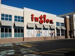 The Ingles Market At 1980 Asheville Highway Hendersonville North Carolina 28791 Phone 828 692 0456 Fina Hendersonville North Carolina Homes Supermarket