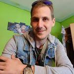 Roland Hedrick's Instagram, Twitter & Facebook