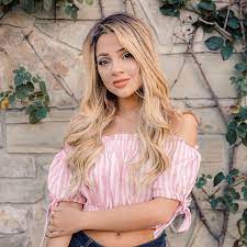 Смотреть видео про lady diana vlog. My Fave Top Everrr From Fashionnova You Guys Know My Obsession For Pink And White Stripes Also A New Fancy Vlog Is Up Gabi Nikki And Gabi Celebrities
