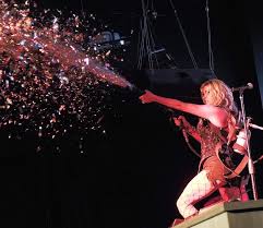 Is Is That A Flamethrower Full Of Glitter Kesha Rose Ke Ha Kesha