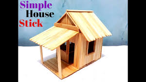 Kamu cukup membuat rumah dari stik nampak seperti balok yang salah satu sisinya akan menjadi atap rumah. Cara Simpel Membuat Miniatur Rumah Sederhana Dari Stik Es Krim Youtube