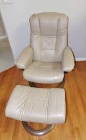 Maybe you would like to learn more about one of these? Lot 1 Leather Euro Chair With Ottoman Estatesales Org