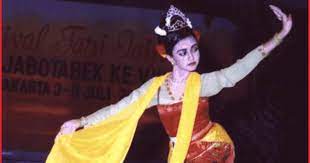Tari jaipong (jaipongan) adalah tarian yang berasal dari daerah jawa barat. Kesenian Tradisional Jawa Barat Lengkap Penjelasannya Seni Budayaku
