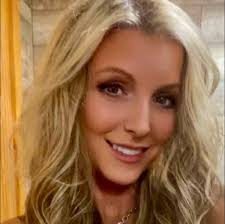 🔗 https://l.syracuse.com/jjmuh5 A man has been arrested after a crash  Thursday night in Syracuse that killed one person and critically injured  four others. Antwan Reed, 20, is accused of driving while intoxicated