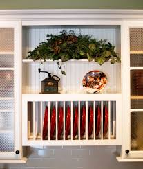 Choice Cabinet Plate Rack Great For Displaying Pops Of Color In Your Kitchen Imagine Your Fa Top Kitchen Cabinets Wholesale Kitchen Cabinets Kitchen Cabinets The rack has 4 pegs for mugs, keys, etc. pinterest
