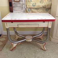 Extends, flourishes, thrives, booms, amplifies, inflates, dilates, expounds, enlarges, expatiates and elaborates. 1940 S Vintage Porcelain Enamel Top Kitchen Table With Drawer Top Kitchen Table Vintage Kitchen Table Antique Kitchen Table