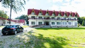 De câteva zile în comuna sâmbăta de sus se lucrează la realizarea unui nou pod peste râul care străbate satul. Complex Sambata Complex Sambata