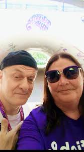 Ray gives Dan the Fan a thumbs up