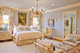When it comes to master bedroom design, in a large master bedroom you have the most space to live large and add in a few extra elements to your space. Decorating A Large Master Bedroom Inspirational Traditional Bedroom Designs Master Bedroom Decorating Ideas Us The Glam Pad