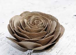 Making flowers is a great way to decorate space. Pin On Crafts