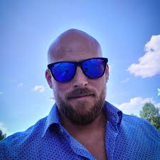 Hi I used Veo3 and Kling but found the images are better, more natural with  veo3 then kling , let me know what your experience is ?🧐