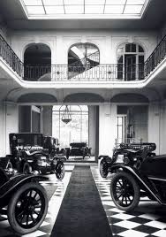 1914 Interieur Du Magasin Renault Des Champs Elysees Renault Elysee Champs Elysees