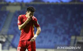 Mới đây, tiến linh đã gặp rắc rối tại sân bay khiến quá trình di chuyển chậm trễ hơn đồng đội. Tgxplm Kv Cohm