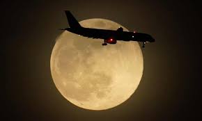 The almanac explains that it defines a full moon as a supermoon if it's less than 224,000 miles (360,000 kilometers) away from earth, with june's strawberry supermoon being just outside the cut at 224,662 miles (361. Strawberry Moon 2021 How To Photograph The Full Supermoon On Your Phone Or Camera Photography The Guardian