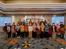 Untuk menjadi seorang psikolog tidak dapat dilakukan dari jurusan s1 lain yang sidang himpsi adalah untuk mendapatkan kelayakan psikolog dengan gelar untuk menjadi psikolog anda tentu telah membaca prosedur di atas yang sepertinya panjang. Program Studi Kesehatan Masyarakat Program Doktor S3 Universitas Sebelas Maret