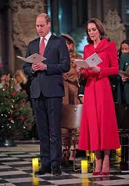 Kate Middleton delights fans with surprise piano performance with Tom Walker | Daily Mail Online
