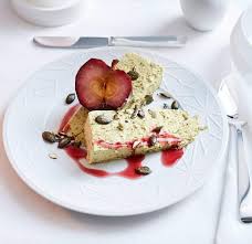 Kurbiskern Honig Parfait Mit Cassis Apfel Rezept Parfait Essen Und Trinken Kurbiskuchen Rezepte
