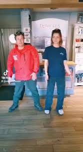 Elsie Temple (@elsietemps)