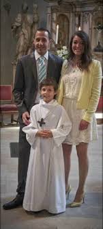 Princess Alexandra Of Luxembourg At The First Holy Communion Of Her Nephew Prince Gabriel At St Michael S Chu Princess Alexandra Royal Family European Royalty