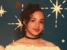 Can you edit a photo of my daughter's room?