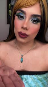 Maquillaje inspirando en nuestro planeta tierra 🌎Este lunes 22 de abril,  se celebra el Día Mundial de la Madre Tierra. Es una fecha marcada en los  calendarios por las Naciones Unidas con el objetivo ...