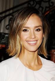 Pour des cheveux blonds, bruns, châtains ou roux ? La Technique Du Ombre Hair Sur Coupe Mi Longue 10 Photos Sublimes De Cheveux Mi Longs