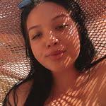 Vanessa Gillman's Instagram, Twitter & Facebook