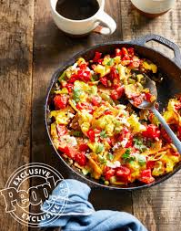 Cherry almond breakfast cake cranberry orange bread berry buttermilk baked pancakes shenandoah. Pioneer Woman Ree Drummond S Tex Mex Breakfast Scramble Pioneer Woman Breakfast Casserole Food Network Recipes Pioneer Woman Recipes