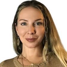 Christine Salvo's Instagram, Twitter & Facebook