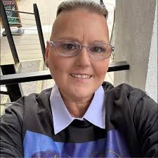 What is the best cleaner for wood floors to achieve a shiny finish?