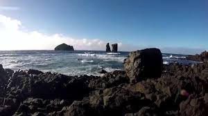 Lagoa azul, sao miguel acores. Kuste Und Strand Von Mosteiros Sao Miguel Azoren Und Die Ilheus Dos Mosteiros Youtube