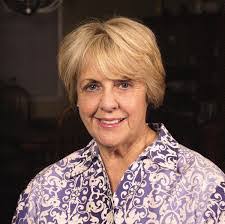 Claudia Obrien's Instagram, Twitter & Facebook