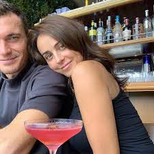 Thomas vermaelen news, gossip, photos of thomas vermaelen, biography, thomas vermaelen girlfriend thomas vermaelen dating history, 2021, 2020, list of thomas vermaelen relationships. Thomas Vermaelen And His Wife Footballers Wags Kids Facebook