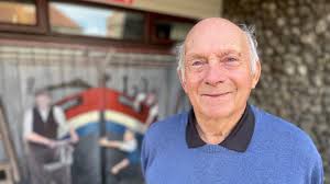 Sheringham family of boat-builders honoured in a mural