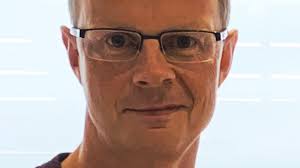 Warner Names Simon Robson President of International Recorded Music