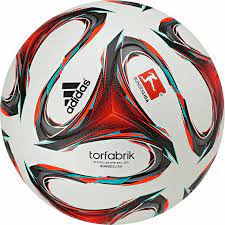 4.4 out of 5 stars. Adidas Torfabrik 14 15 Bundesliga Ball Footy News