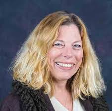 Lynette Zimmerman's Instagram, Twitter & Facebook