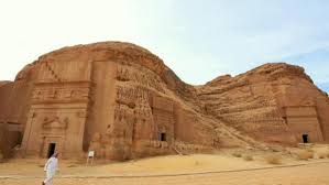 .عن بعض أزواج النبي صلى الله عليه وسلم قالت: ÙÙØ§Ù Ø¹ÙØ± ÙØ§ÙØ© Ø§ÙÙØ¨Ù ØµØ§ÙØ­ Ø¨Ø§ÙØµÙØ± Ø§ÙÙØ±Ø³Ø§Ù