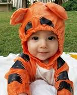 Creative Halloween Costumes: Pennywise 2017, Raggedy Ann & Andy, Napoleon  Dynamite