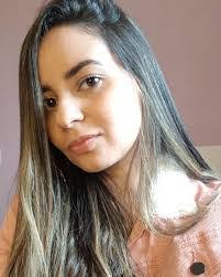 Leila Rocha's Instagram, Twitter & Facebook