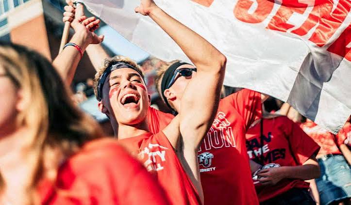 Fan engagement: can fans influence the strategy of sports organizations? - Johan Cruyff Institute
