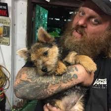 THE DIRTY DAWG GROOMERS