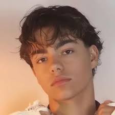 Mejor personaje de chat de IA Catherine: Explora perfiles y comentarios de  usuarios