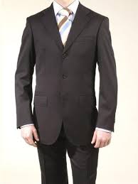 Whether you need a suit for regular use or a special occasion, there are a few key features to consider. Cheap Plus Size Suits For Men Big
