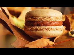 Sos Kuhinja Sos Kitchen Macaronsi S Orasima Lako I Jednostavno Walnut Macarons Easy And Simple In 2020 Macarons Easy Macarons Cooking Recipes